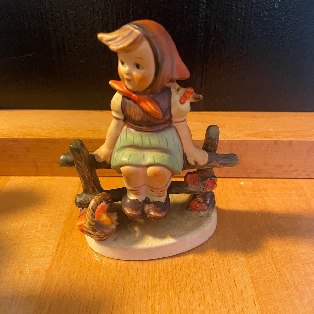 Hummel Collection - Picture 4 of 12